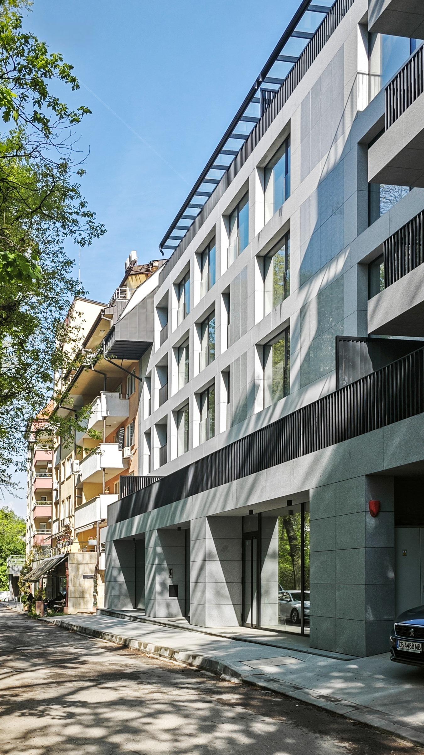 Apartments For Sale 3-Room, Sofia, Lozenets