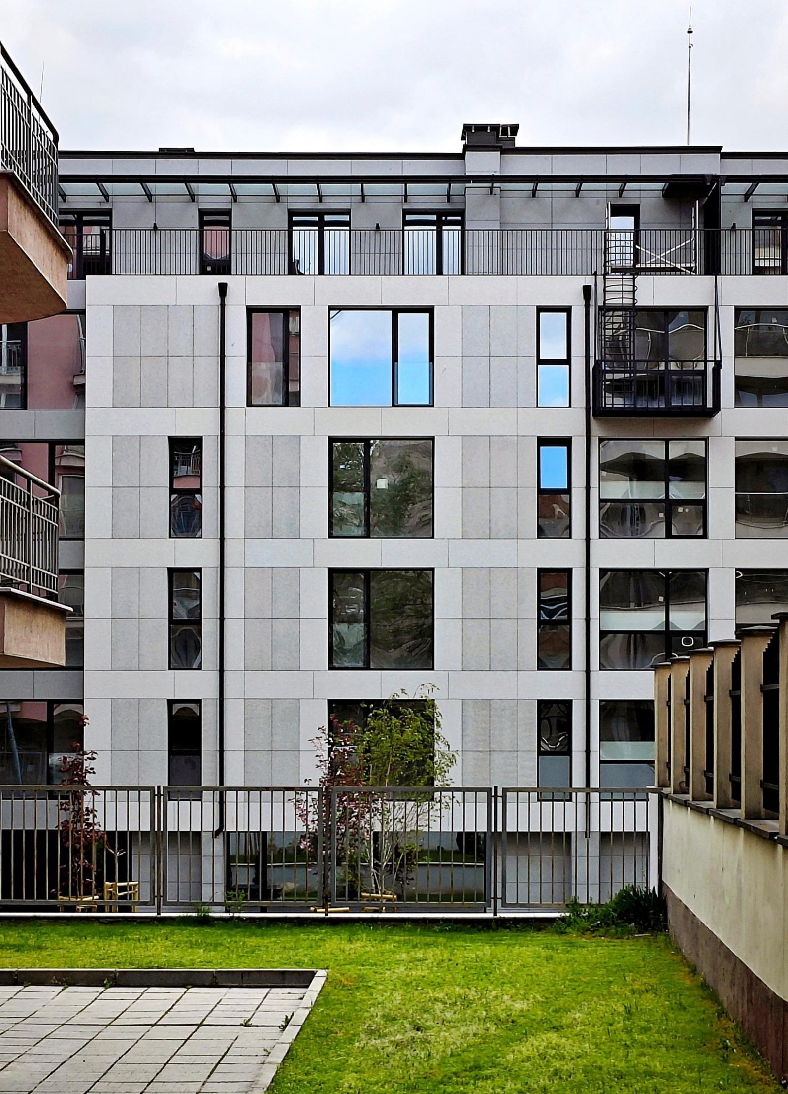 Apartments For Sale 3-Room, Sofia, Lozenets