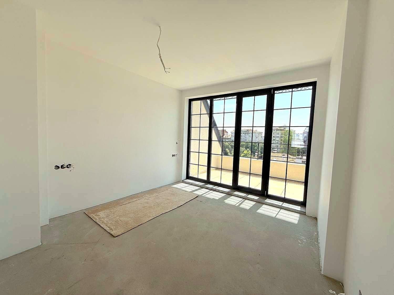Apartments For Sale 3-Room, Sofia, Center
