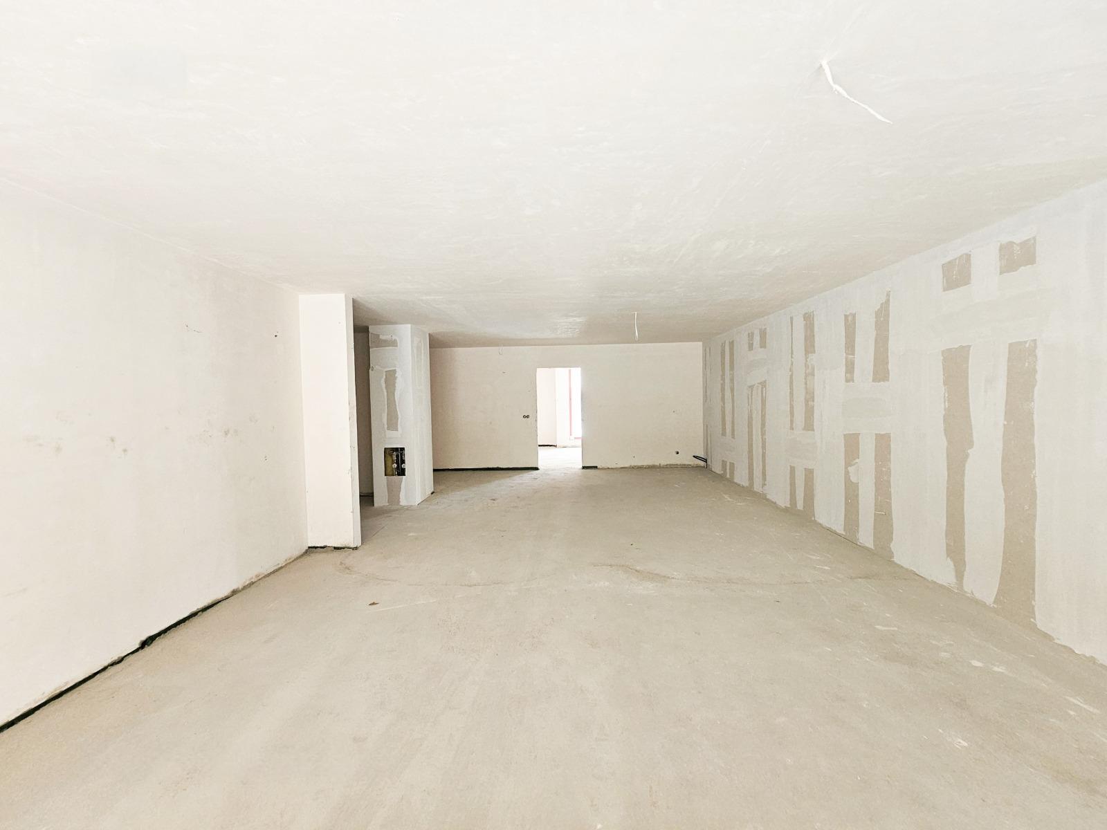Apartments For Sale 3-Room, Sofia, Lozenets