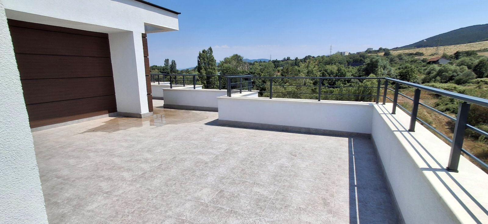 Apartments For Sale 3-Room, Sofia, Simeonovo