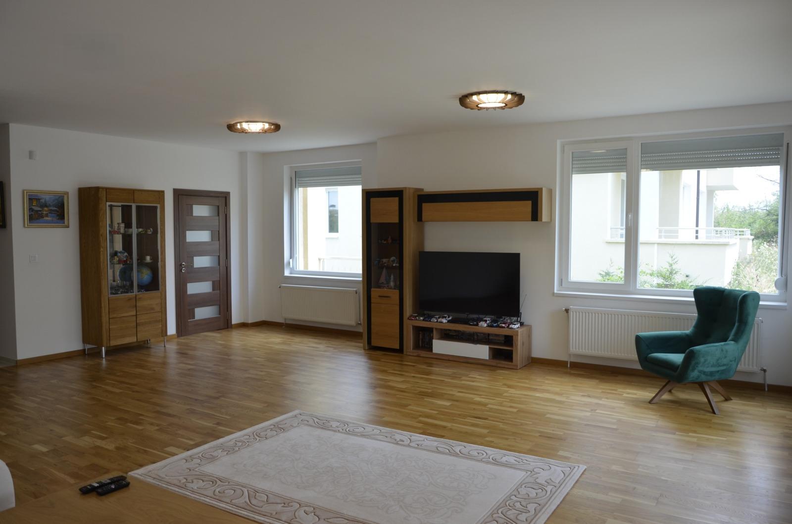 Apartments For Sale 4-Room, Sofia, Manastirski Livadi