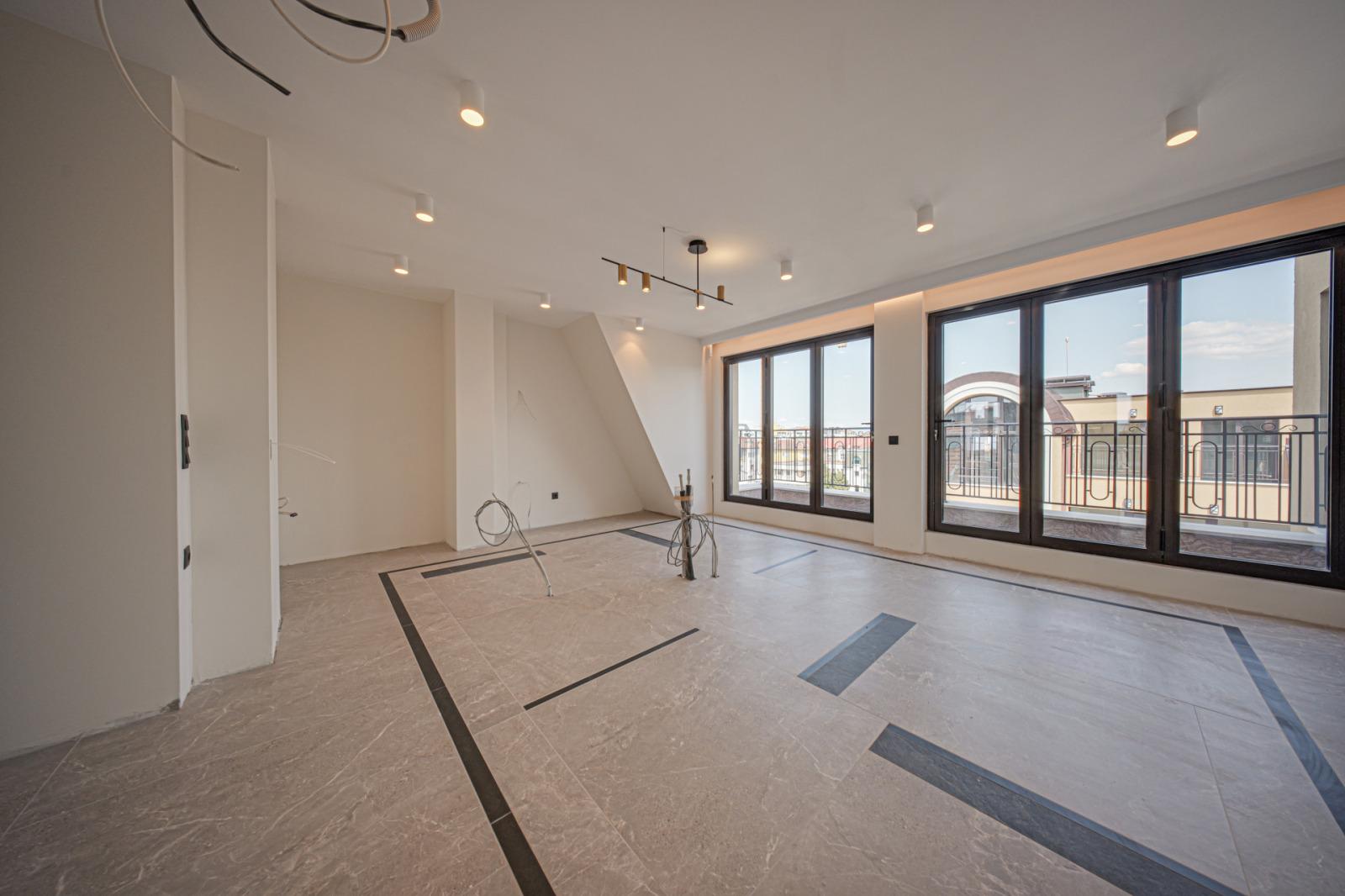 Apartments For Sale 4-Room, Sofia, Center