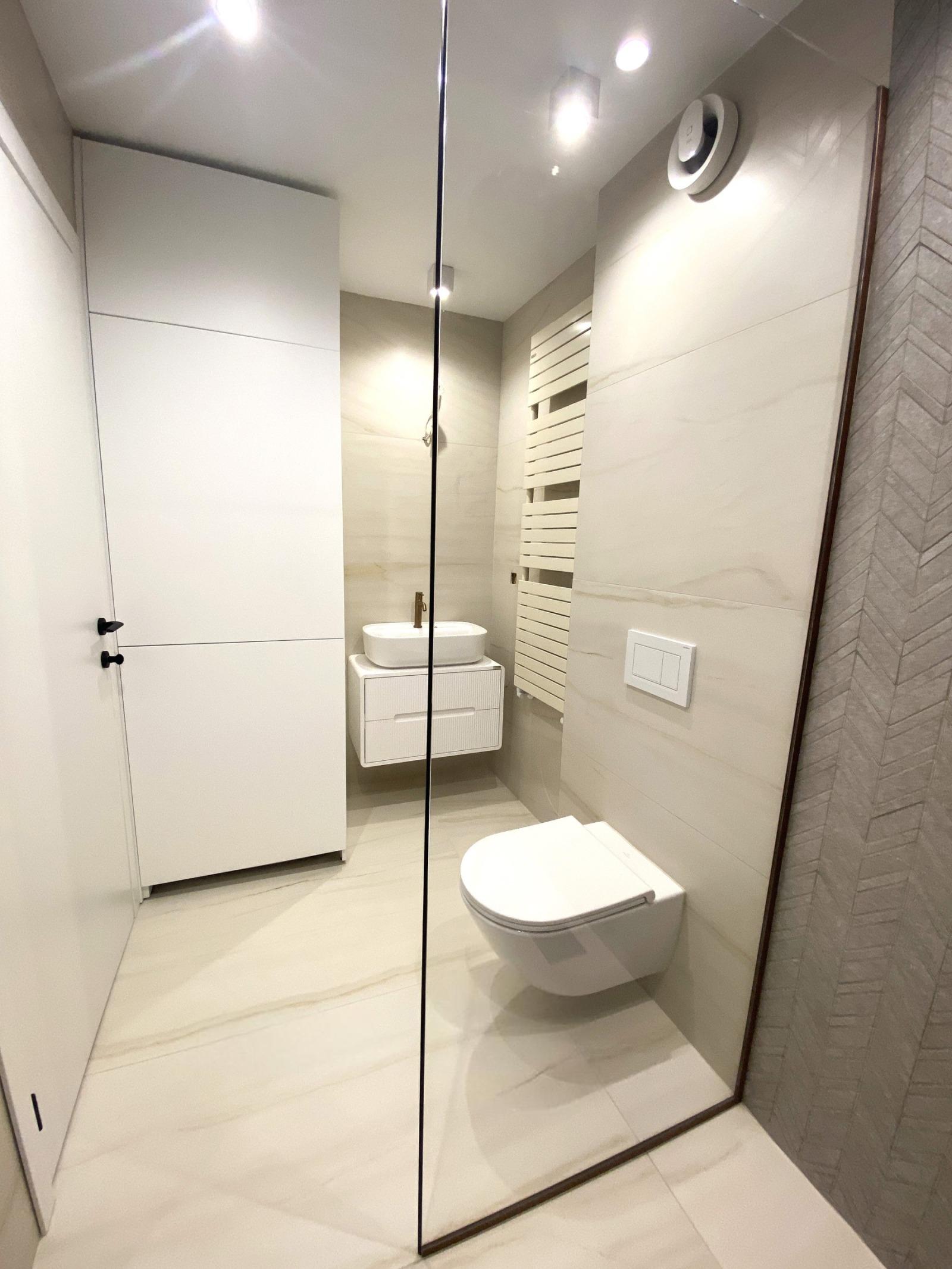 Apartments For Sale 3-Room, Sofia, Lozenets