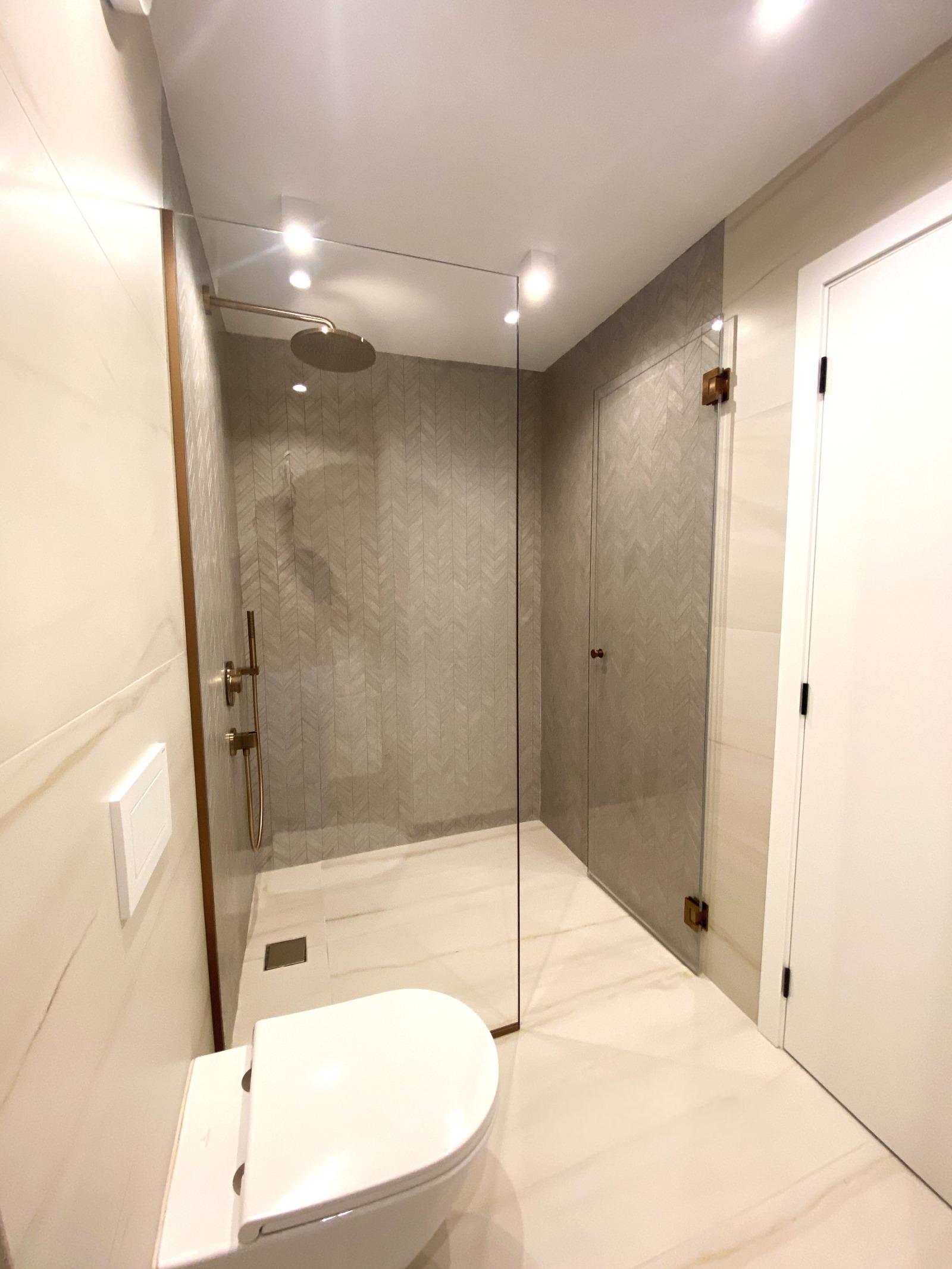 Apartments For Sale 3-Room, Sofia, Lozenets