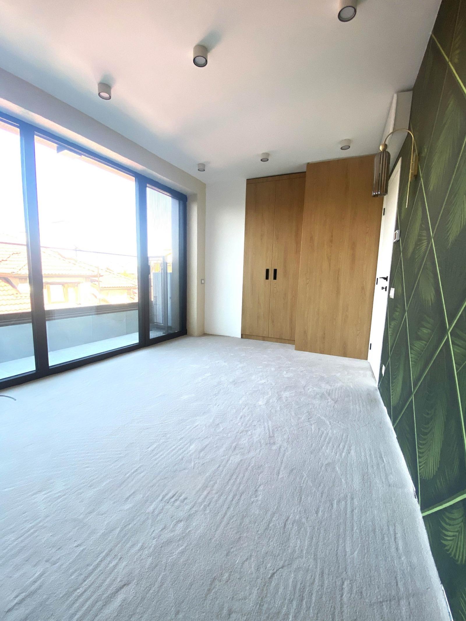 Apartments For Sale 3-Room, Sofia, Lozenets