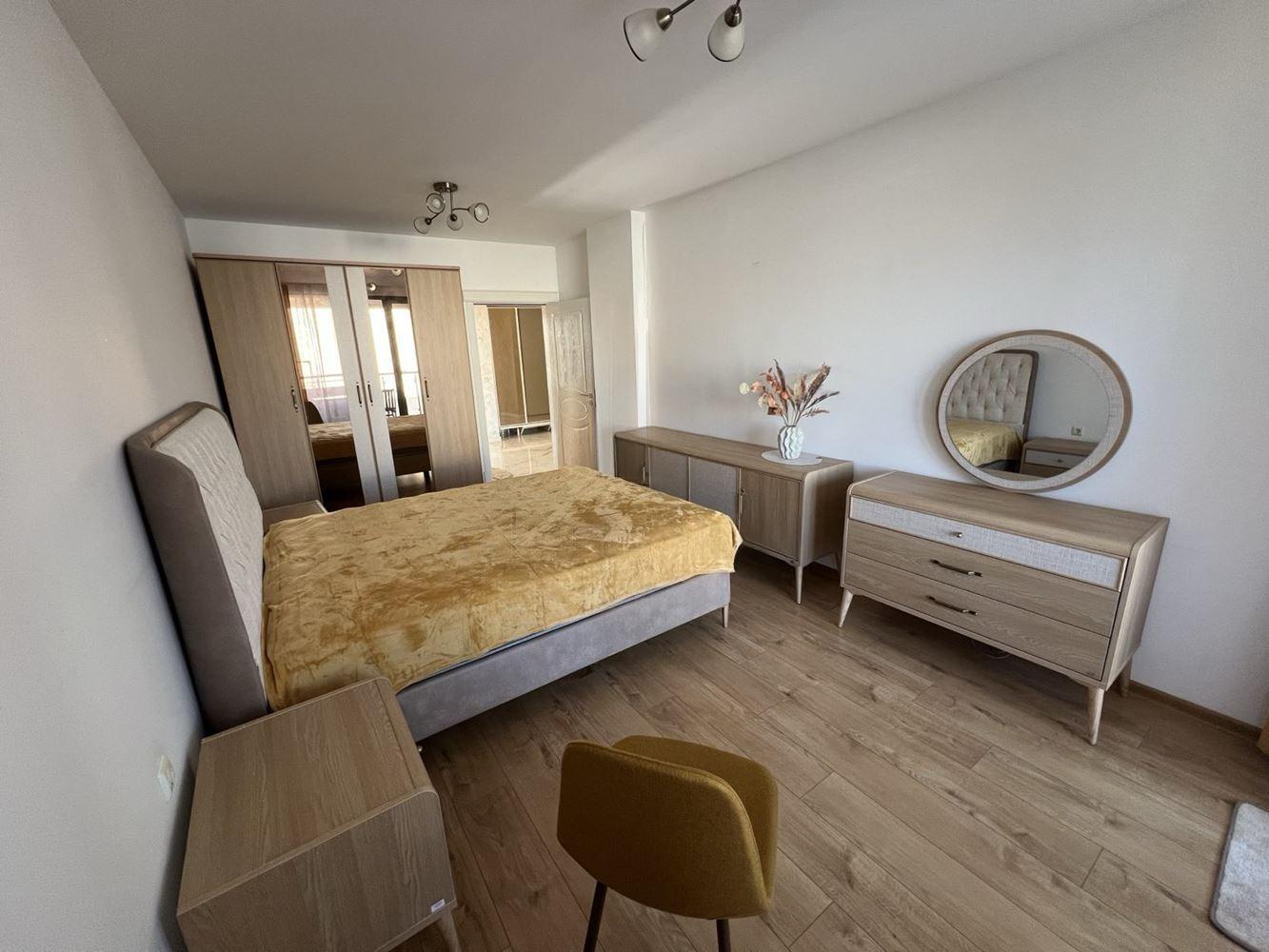 Apartments For Sale 3-Room, Varna, Operata