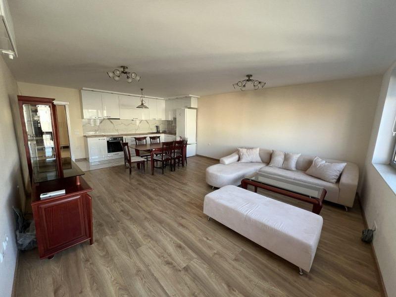 Apartments For Sale 3-Room, Varna, Center