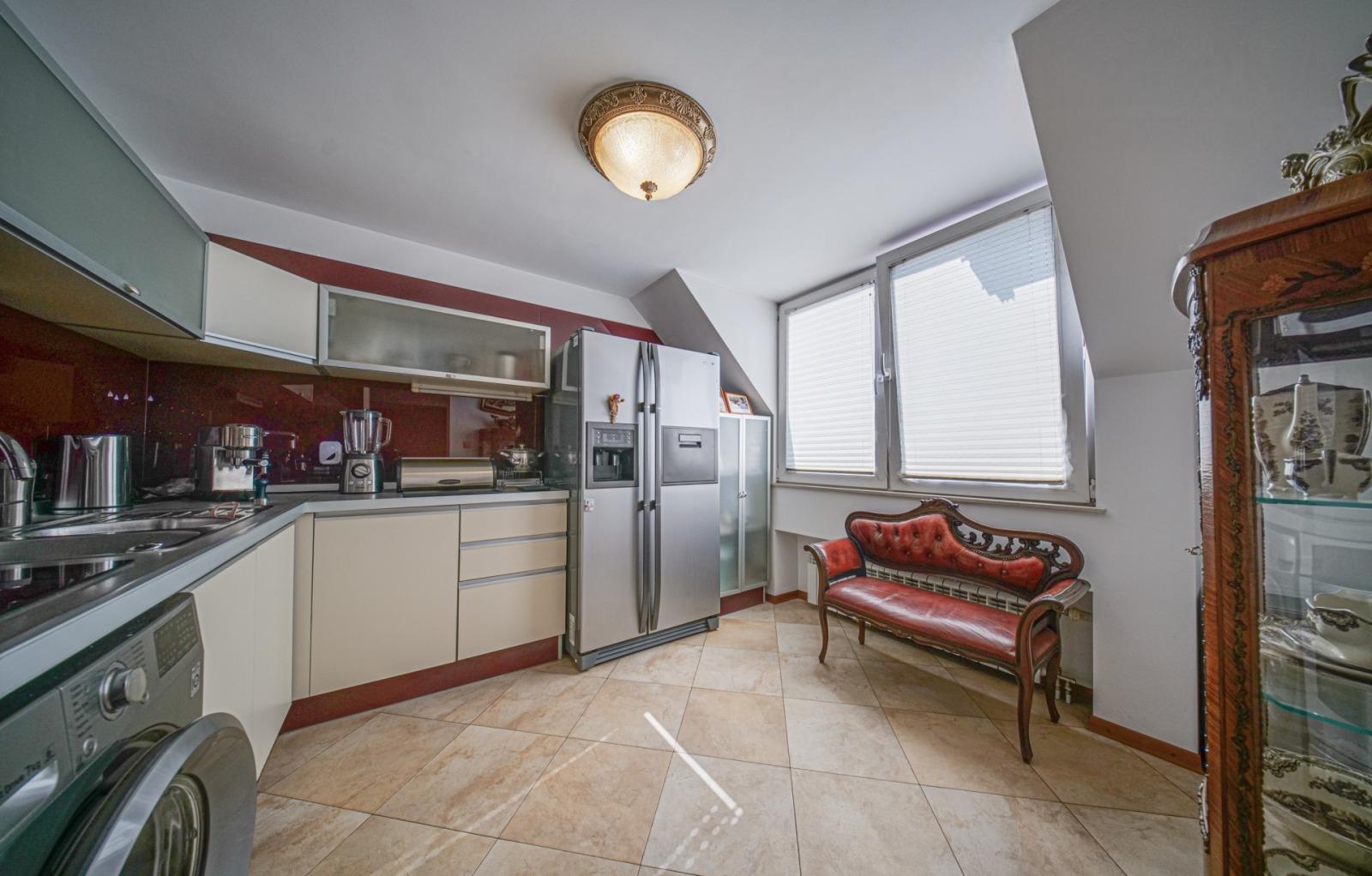 Apartments For Sale 4-Room, Sofia, Mladost 1