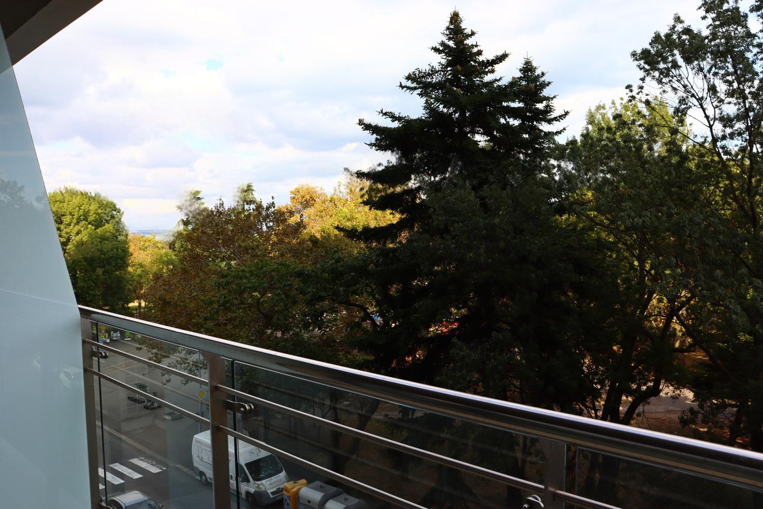 Apartments For Sale 3-Room, Burgas, Lazur