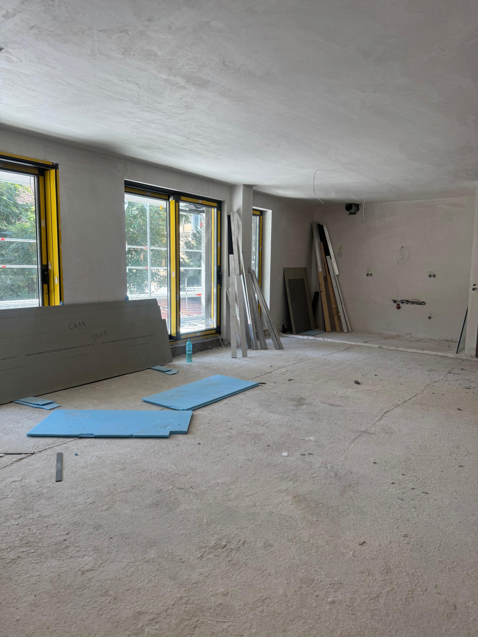 Apartments For Sale 3-Room, Sofia, Yavorov