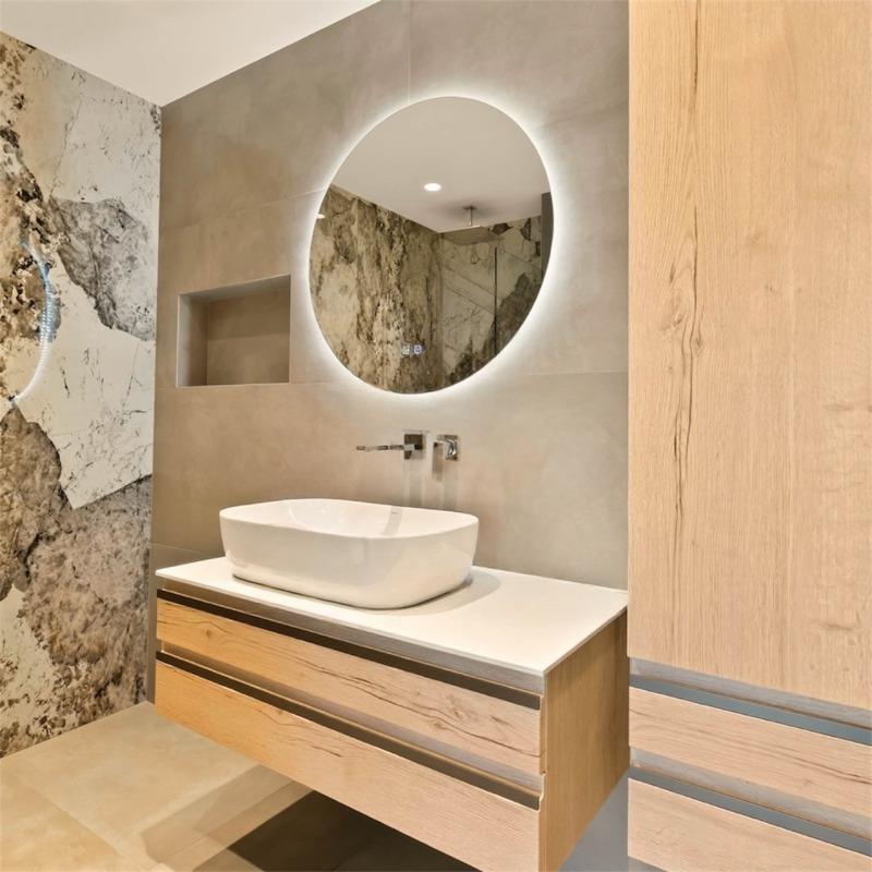 Apartments For Sale 3-Room, Varna, Center