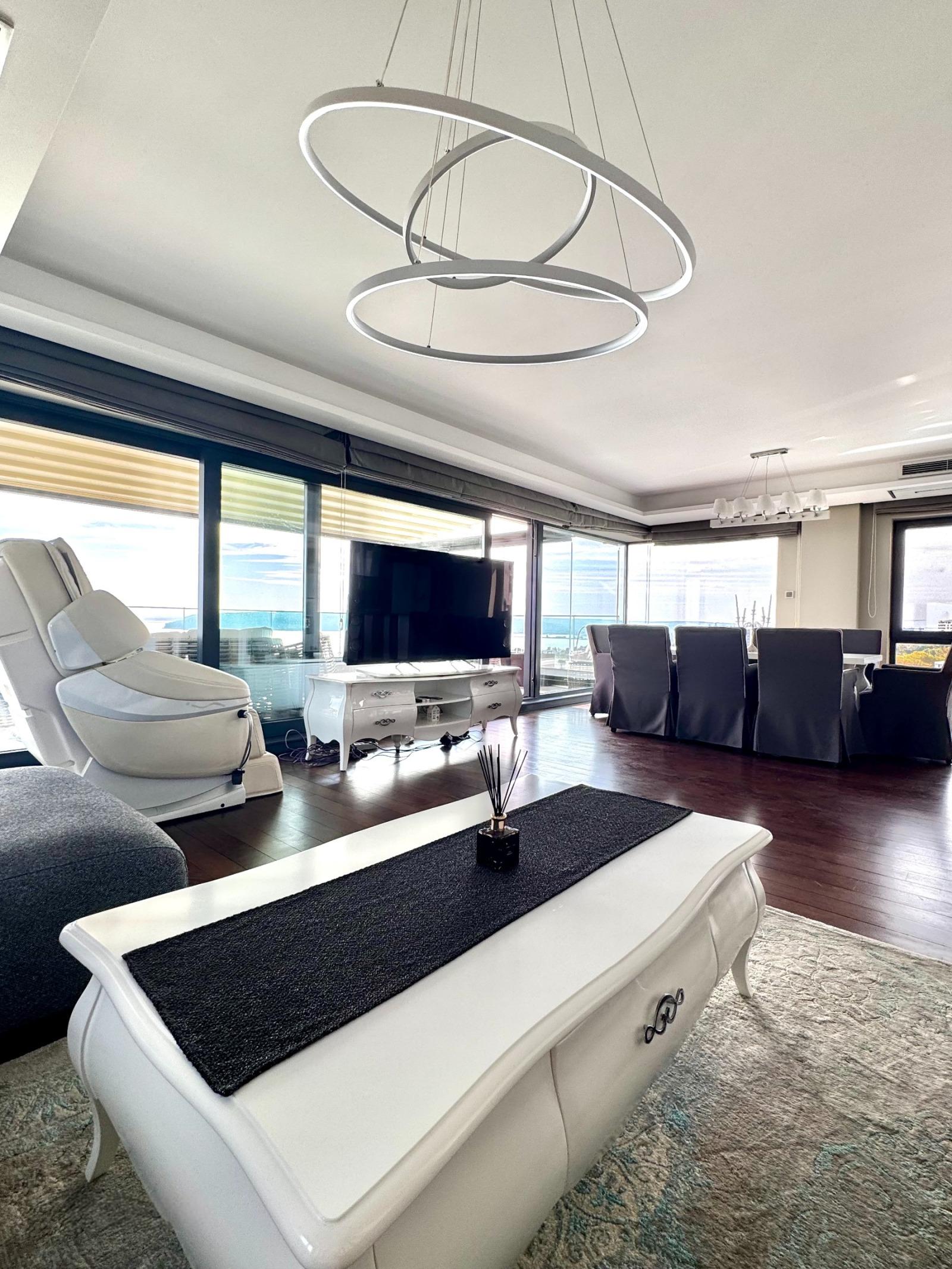 Apartments For Sale 4-Room, Varna, Briz