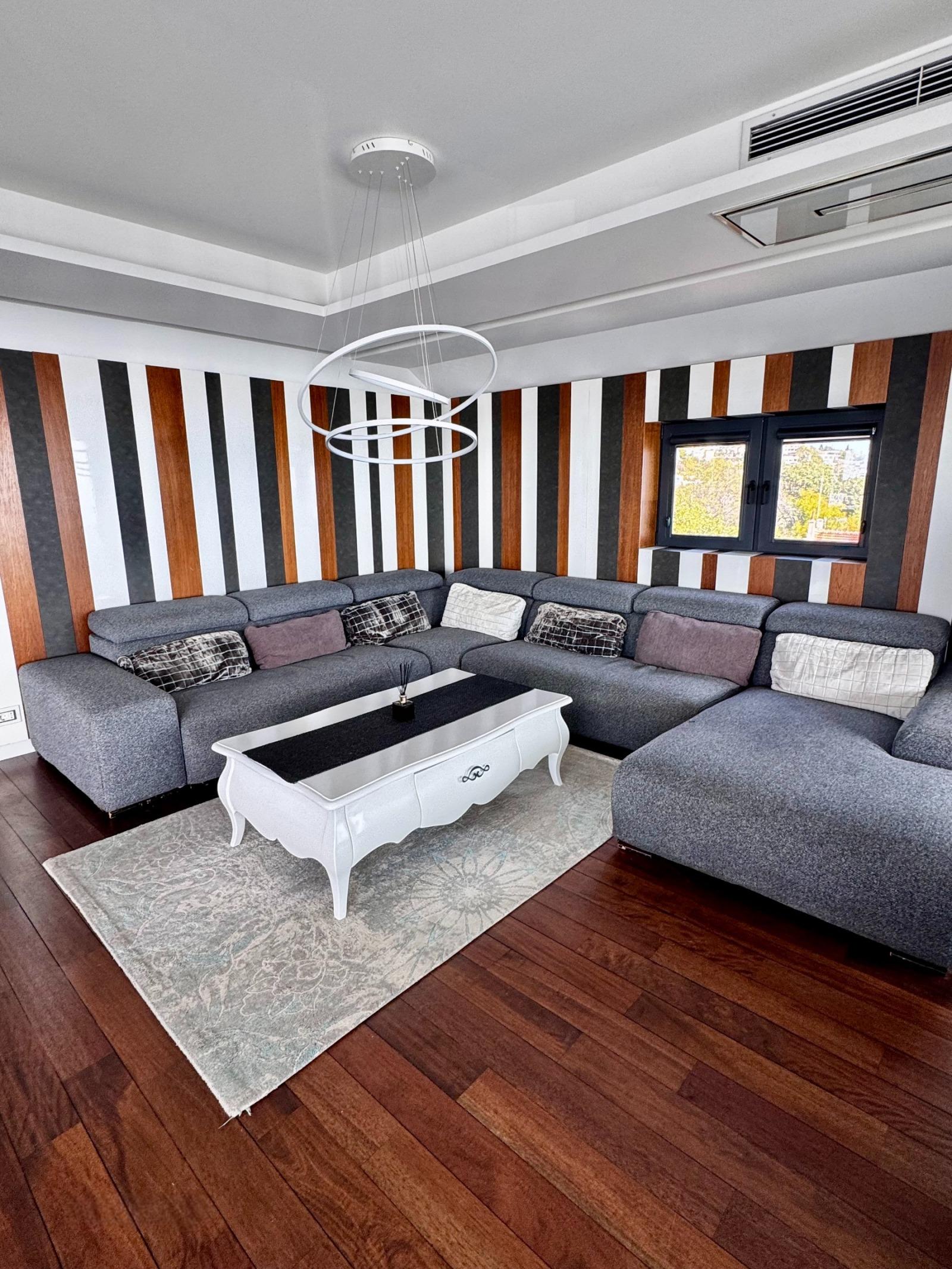 Apartments For Sale 4-Room, Varna, Briz