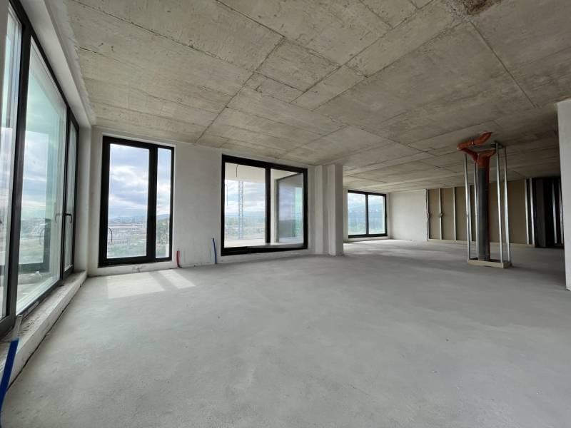 Apartments For Sale 4-Room, Sofia, Hladilnika