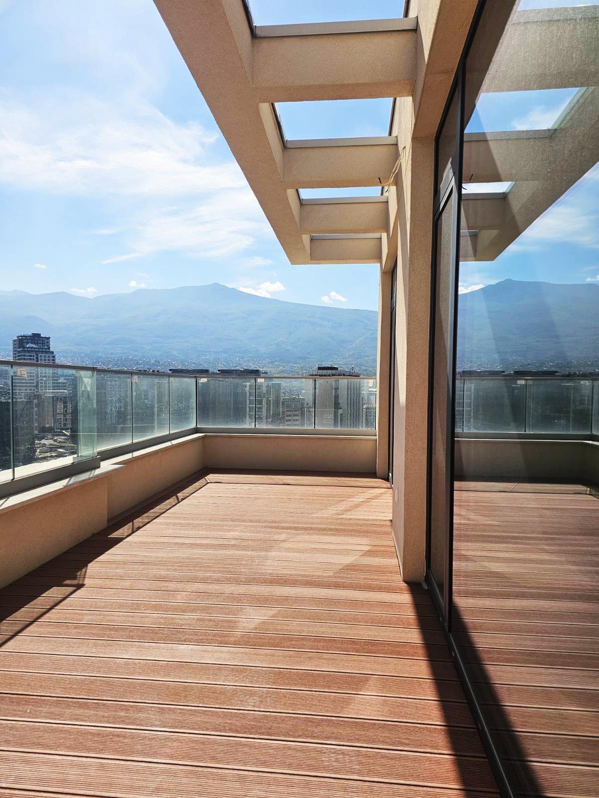 Apartments For Sale 4-Room, Sofia, Hladilnika