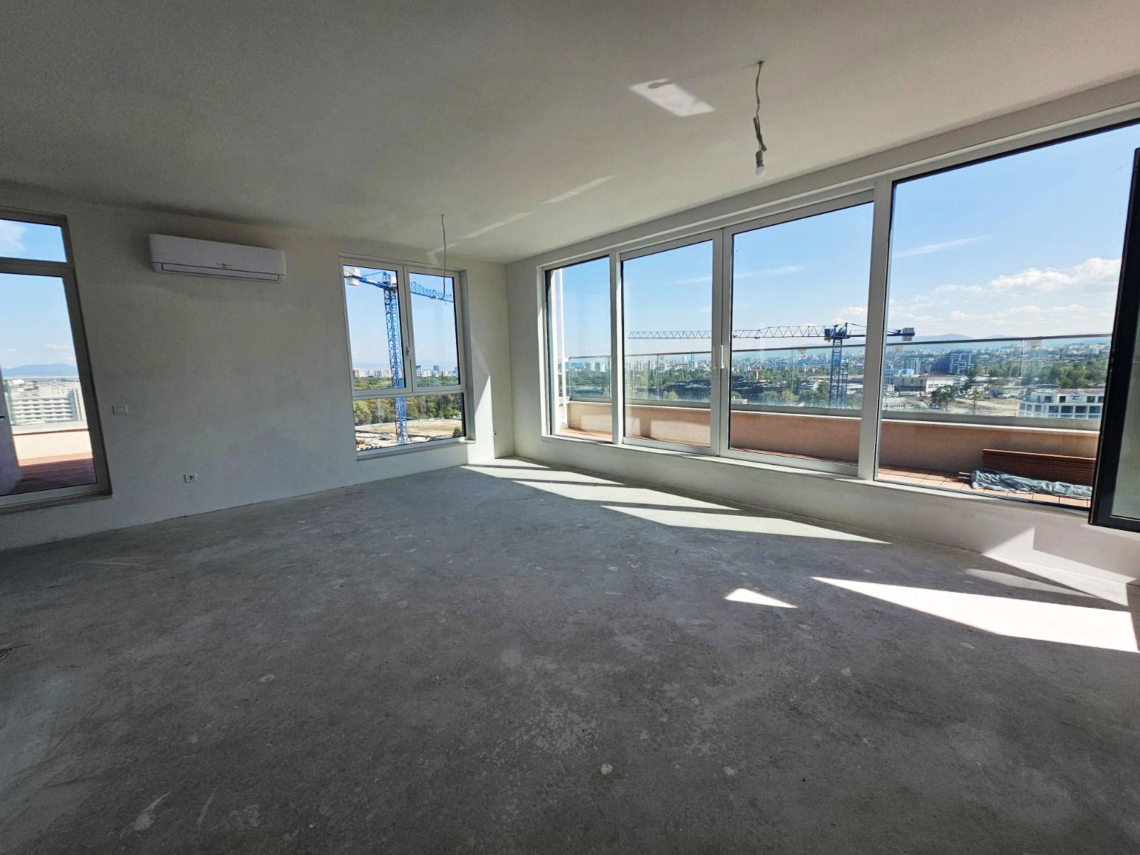 Apartments For Sale 4-Room, Sofia, Hladilnika