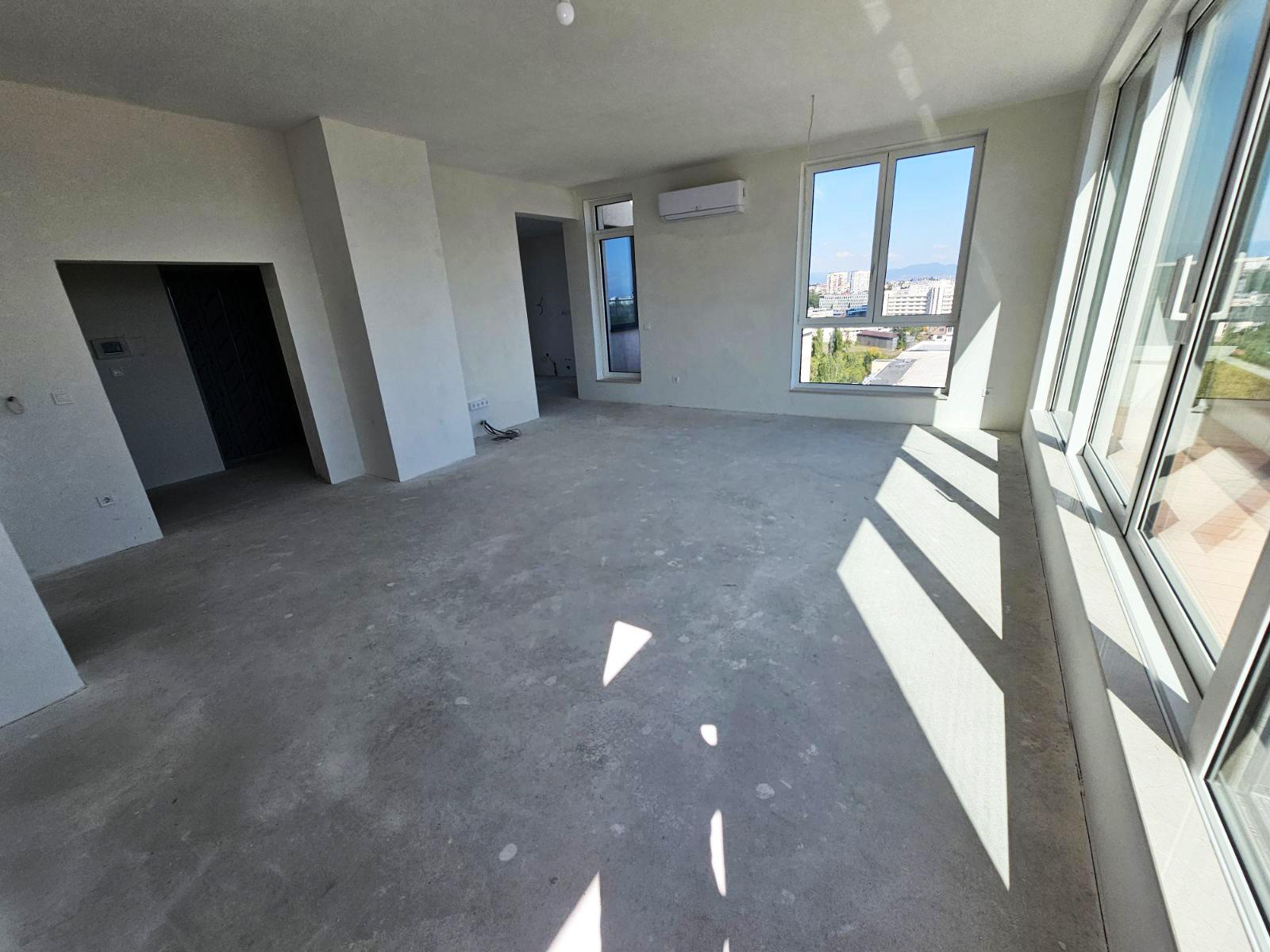 Apartments For Sale 4-Room, Sofia, Hladilnika