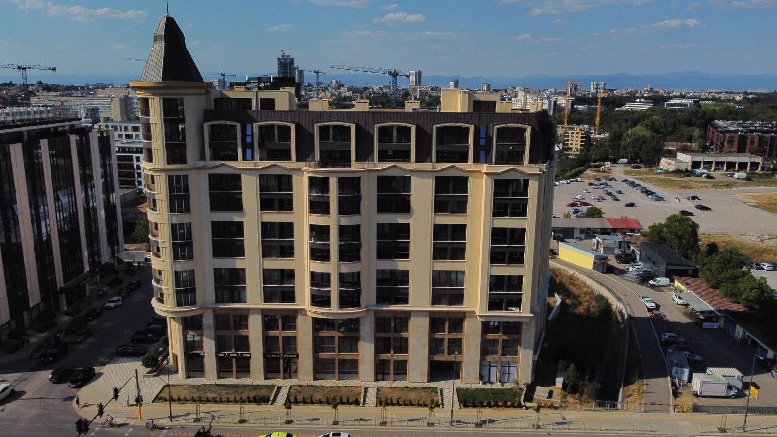 Apartments For Sale 4-Room, Sofia, Hladilnika