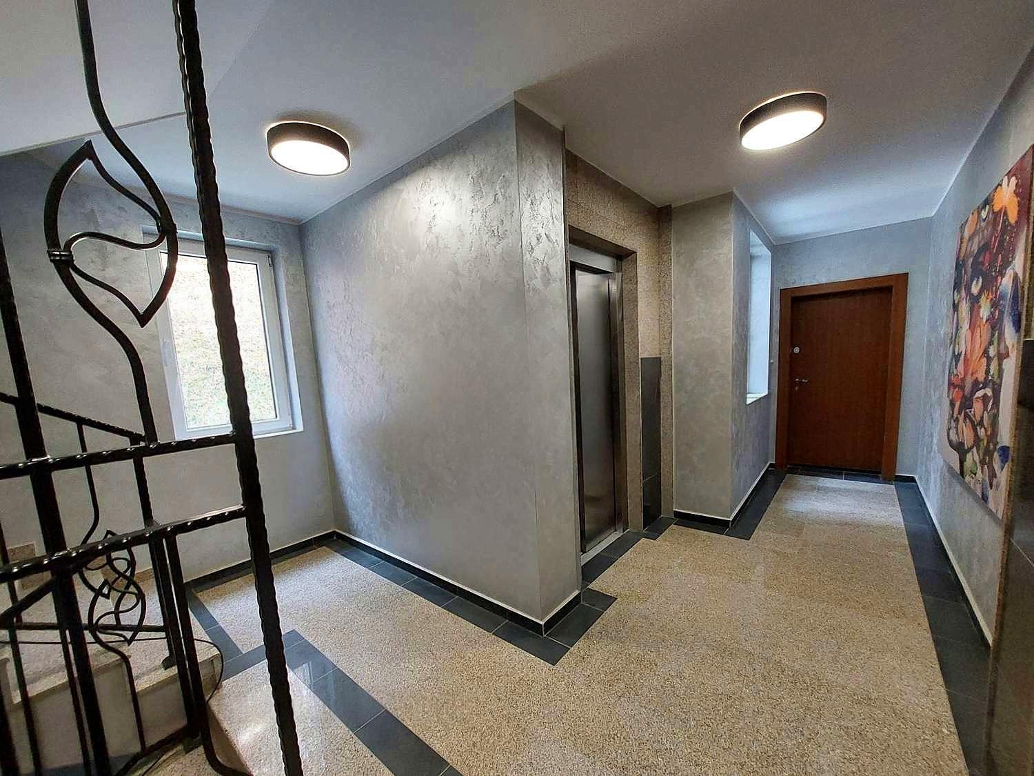 Apartments For Sale 3-Room, Sofia, Knyazhevo
