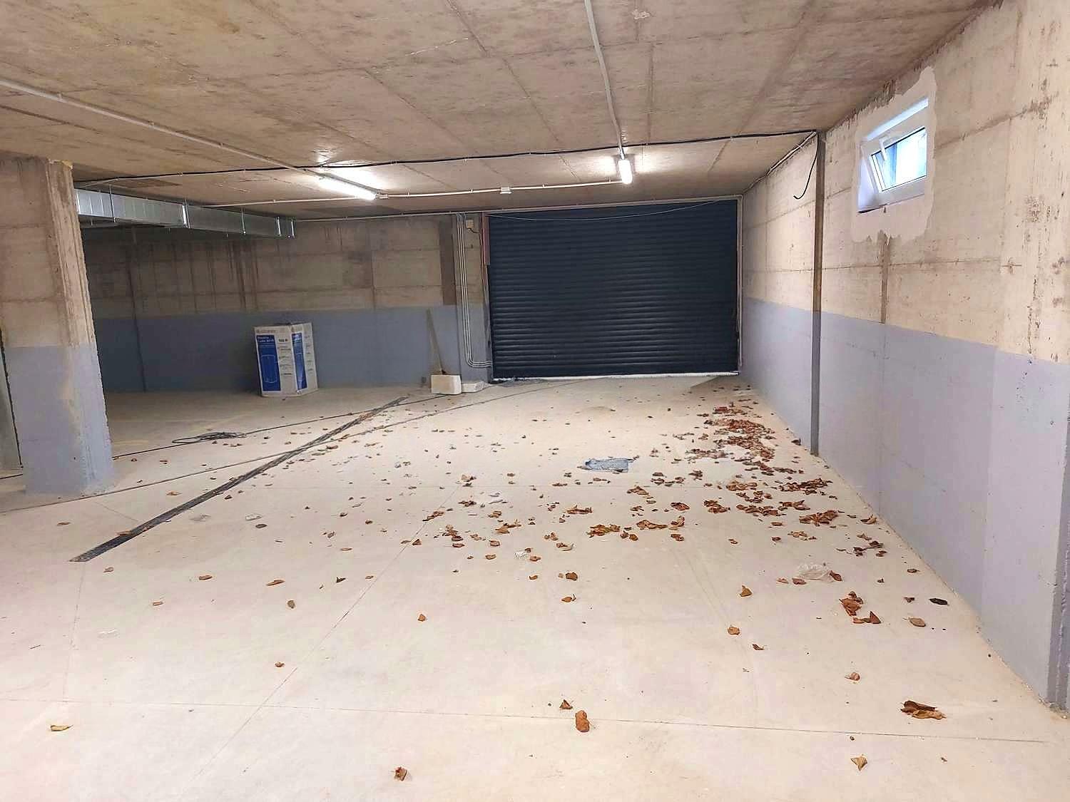 Apartments For Sale 3-Room, Sofia, Knyazhevo