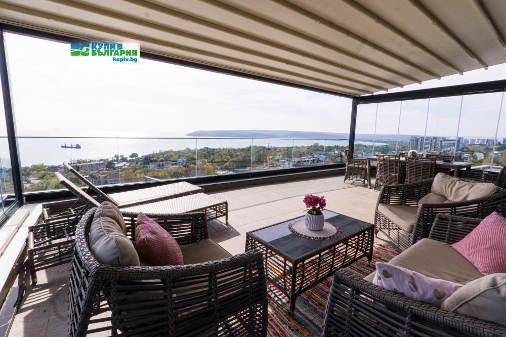 Apartments For Sale 4-Room, Varna, Briz