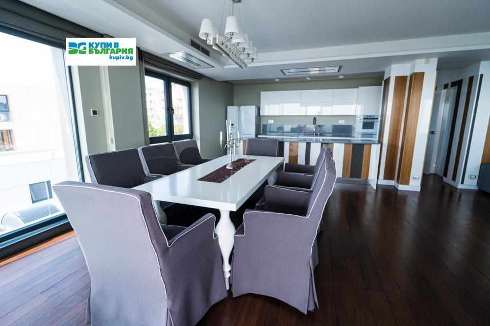 Apartments For Sale 4-Room, Varna, Briz