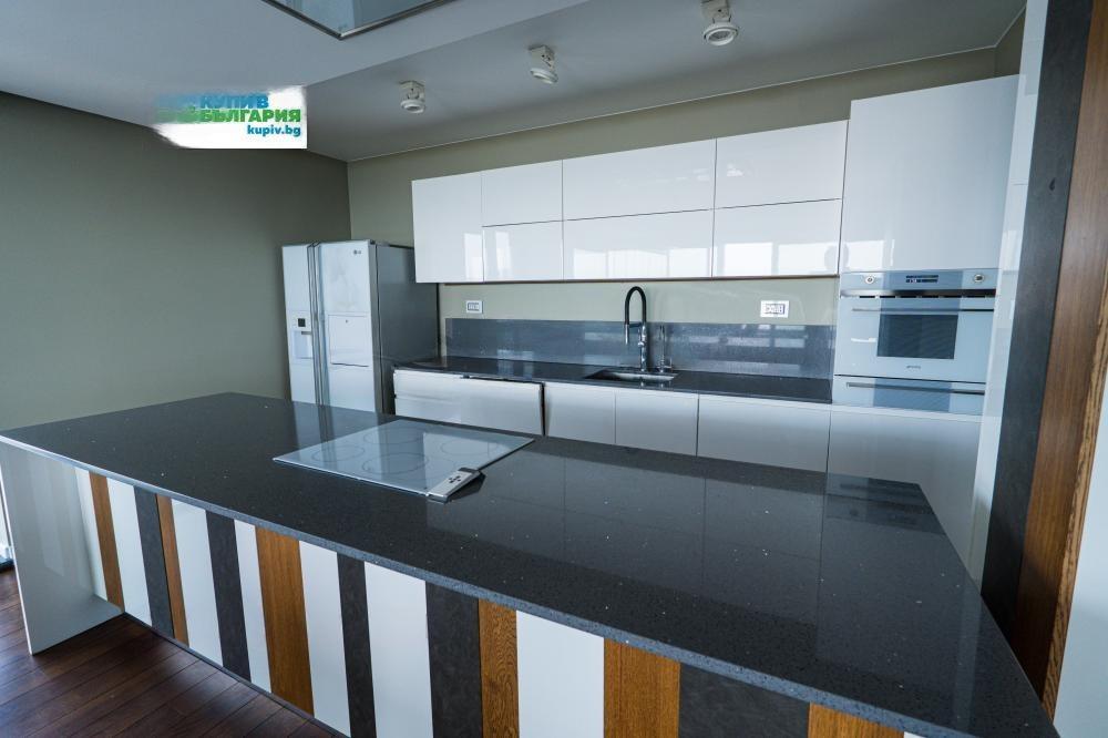 Apartments For Sale 4-Room, Varna, Briz