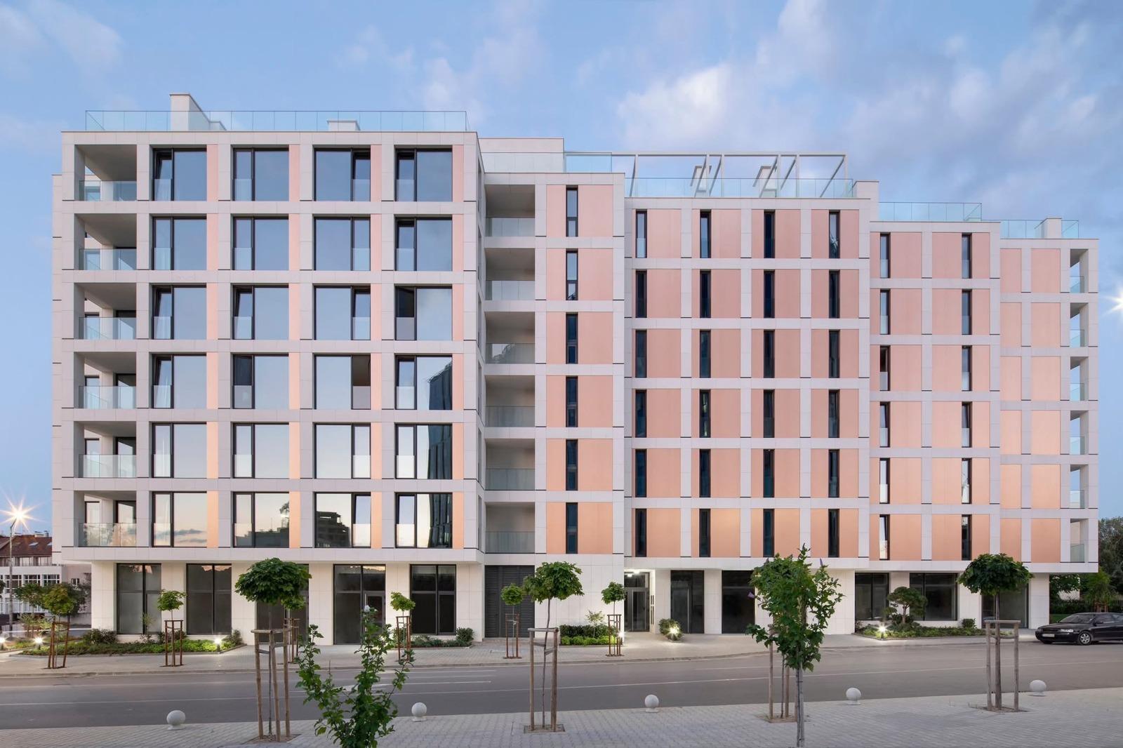 For Sale 3-Room Apartment, Sofia, Bely Kvartal (White Quarter), Hladilnika