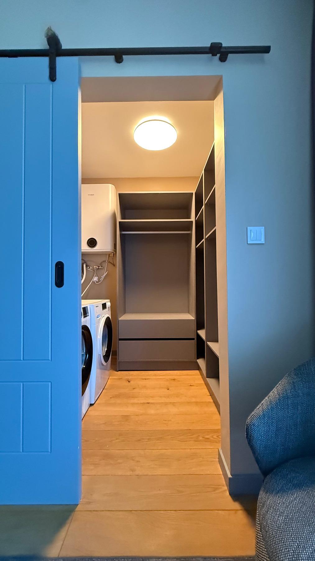Apartments For Sale 3-Room, Sofia, Knyazhevo