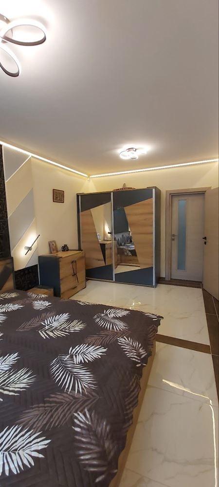 Apartments For Sale 3-Room, Sofia, Pancharevo Village