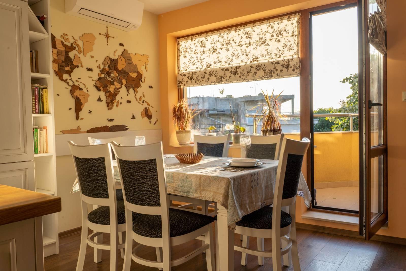 Apartments For Sale 4-Room, Varna, Operata