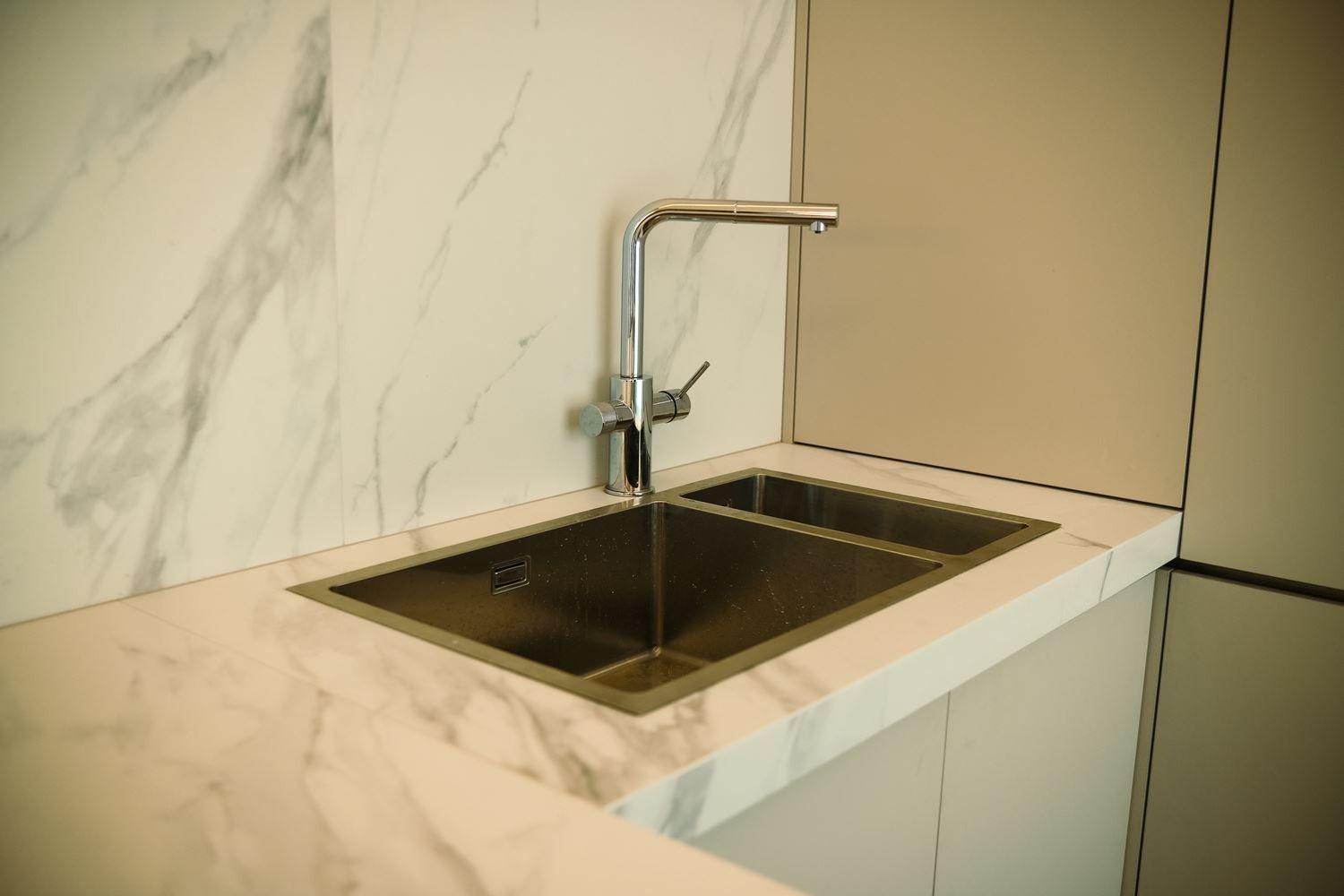 Apartments For Sale 3-Room, Sofia, Manastirski Livadi