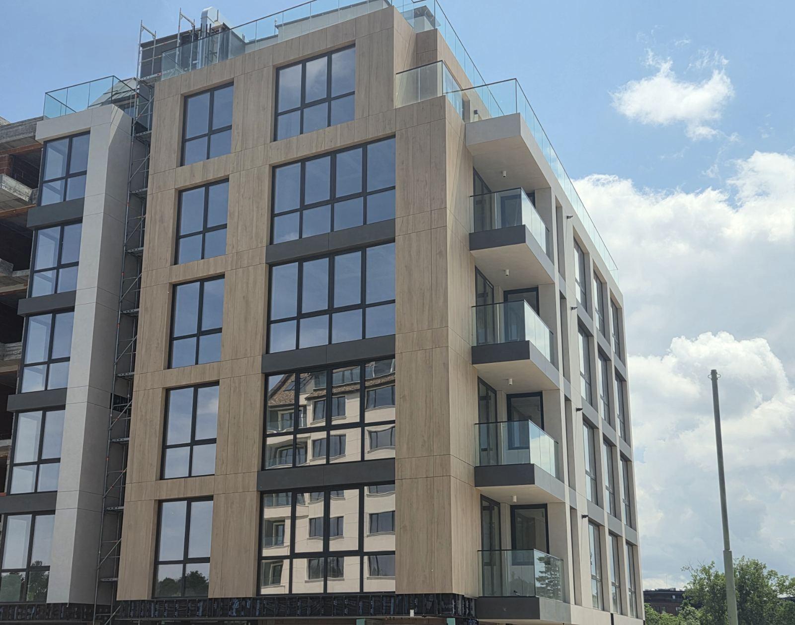 Apartments For Sale 3-Room, Sofia, Hladilnika