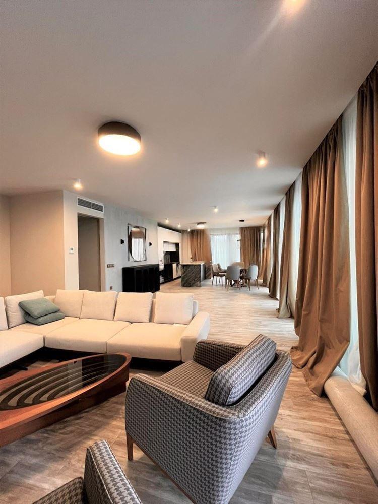 Apartments For Sale 4-Room, Varna, Sunny Day Resort