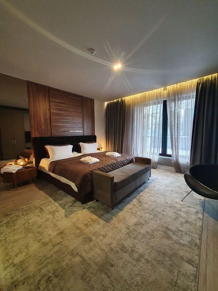 Apartments For Sale 4-Room, Varna, Sunny Day Resort
