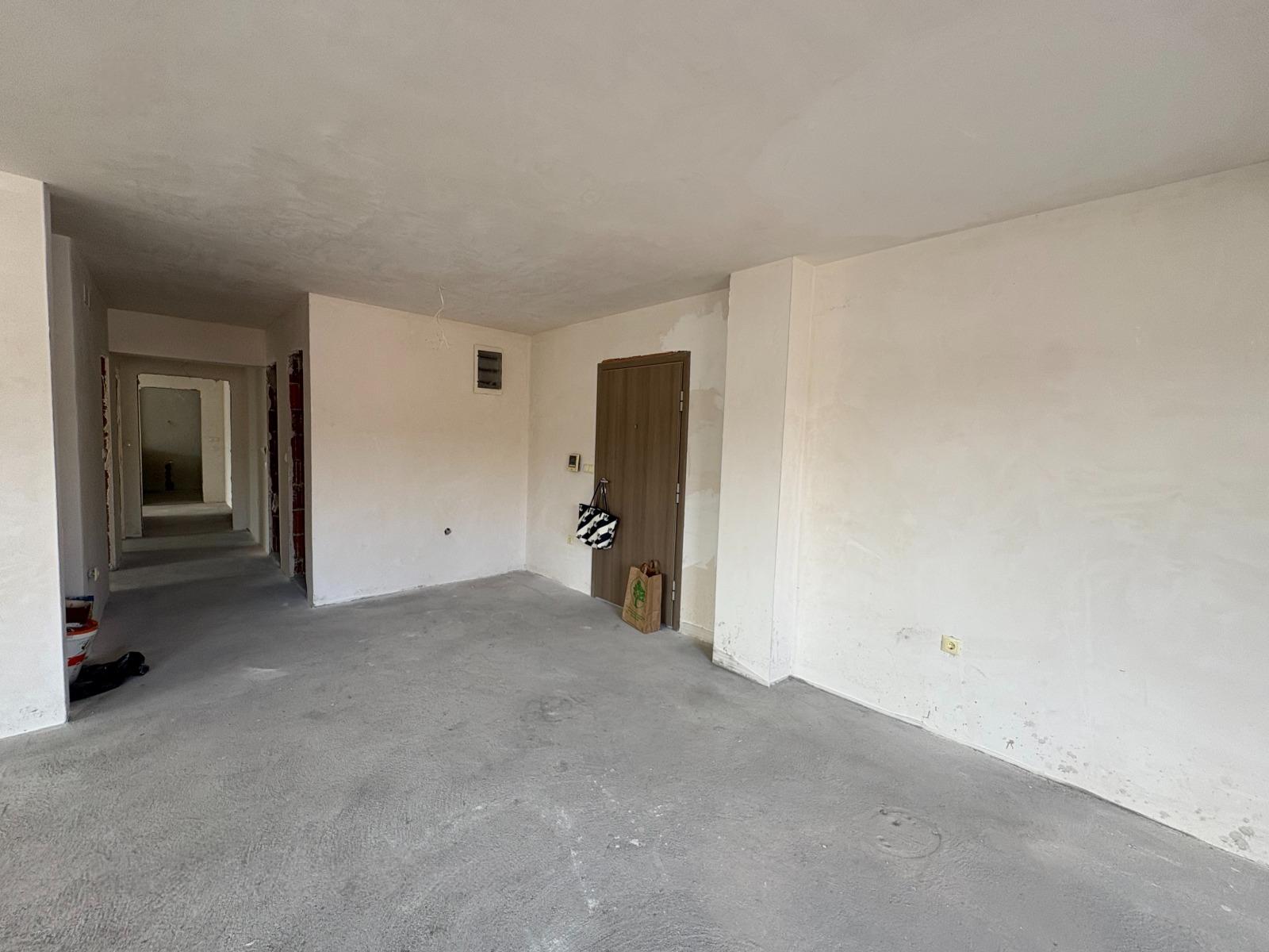 Apartments For Sale 4-Room, Plovdiv, Center