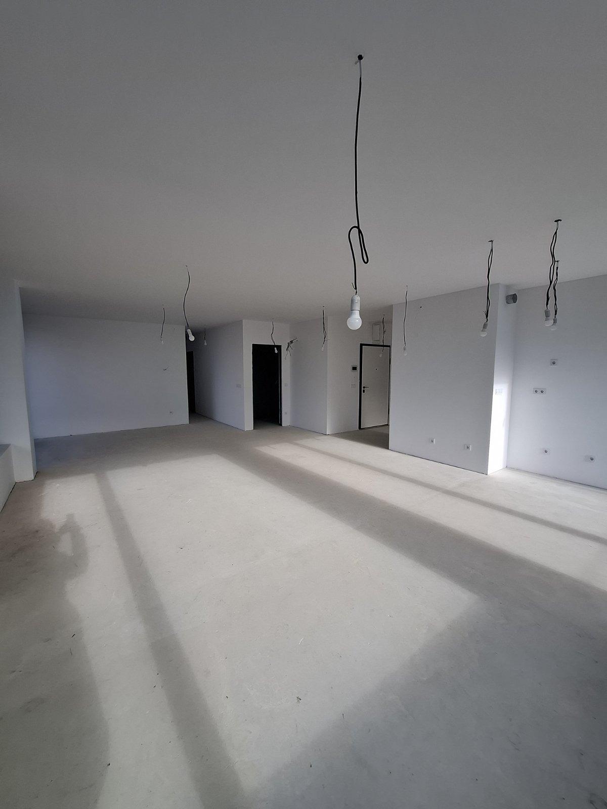 Apartments For Sale 4-Room, Sofia, Manastirski Livadi