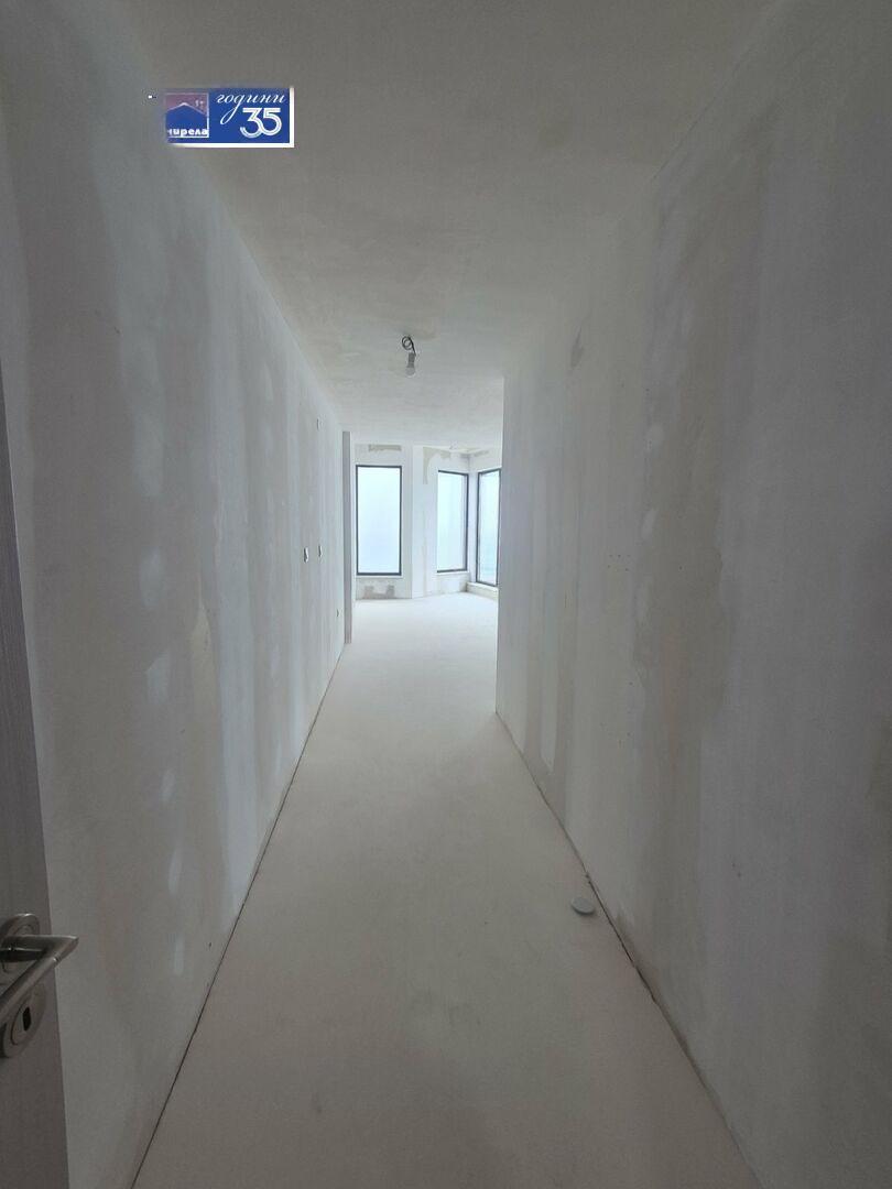 Apartments For Sale 3-Room, Varna, Alen Mak Area