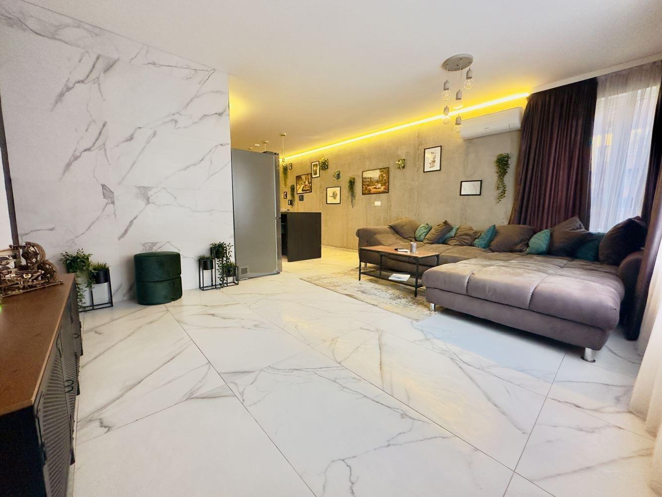 Apartments For Sale 3-Room, Sofia, Manastirski Livadi