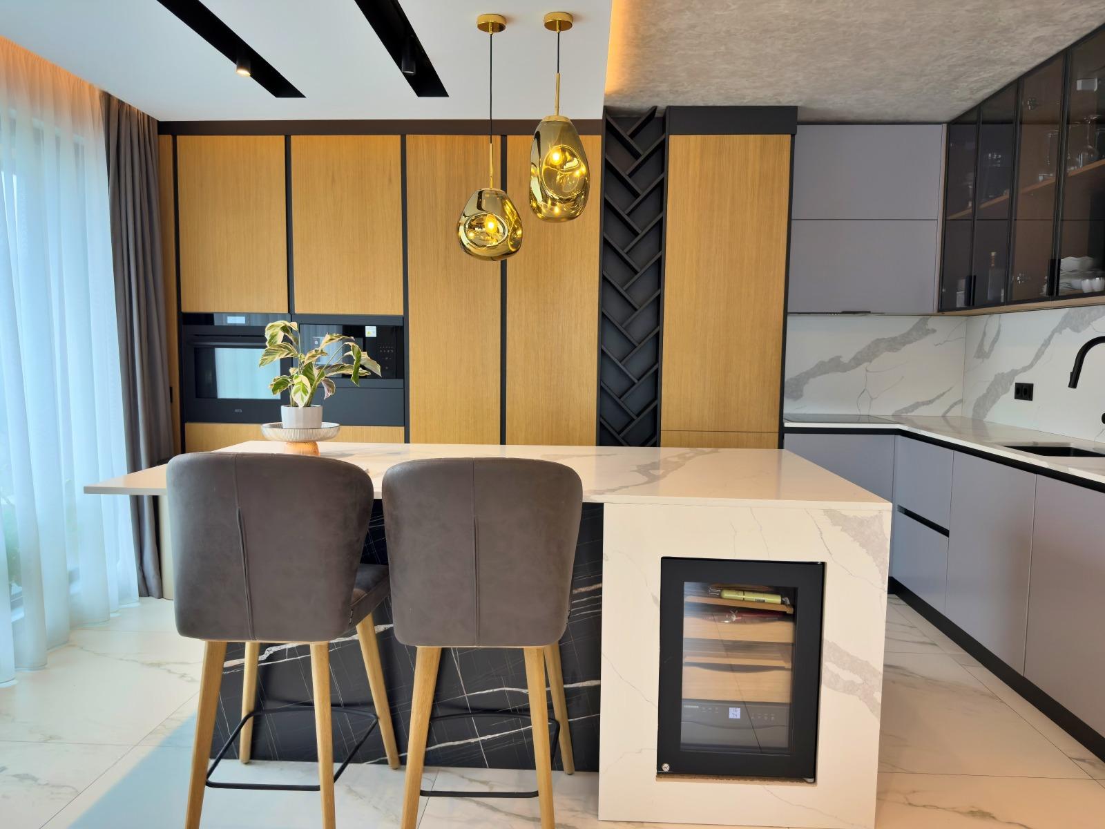 Apartments For Sale 3-Room, Sofia, Manastirski Livadi