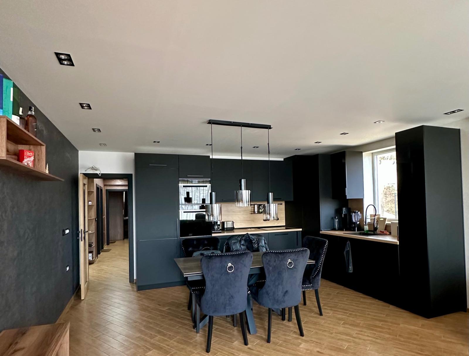 Apartments For Sale 4-Room, Sofia, Kinotsentar Villa Zone