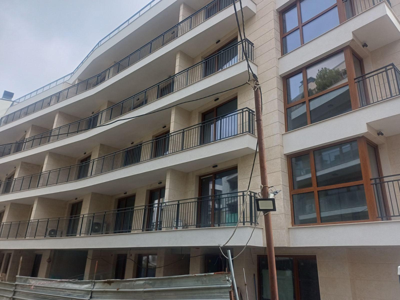 Apartments For Sale 3-Room, Sofia, Krastova Vada
