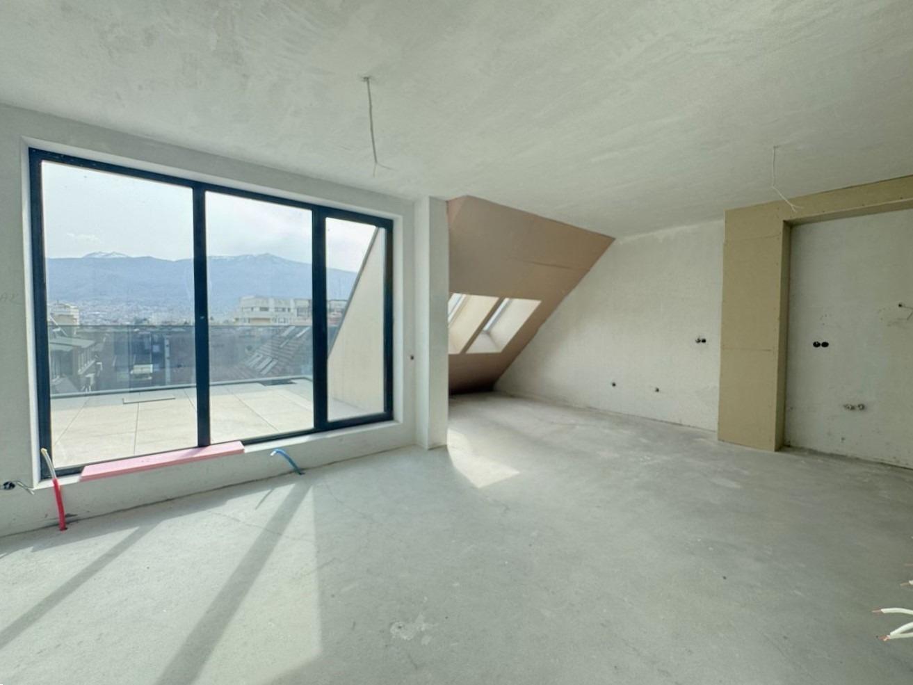 Apartments For Sale 3-Room, Sofia, Lozenets