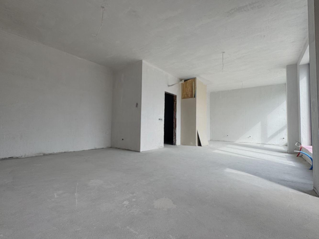 Apartments For Sale 3-Room, Sofia, Lozenets