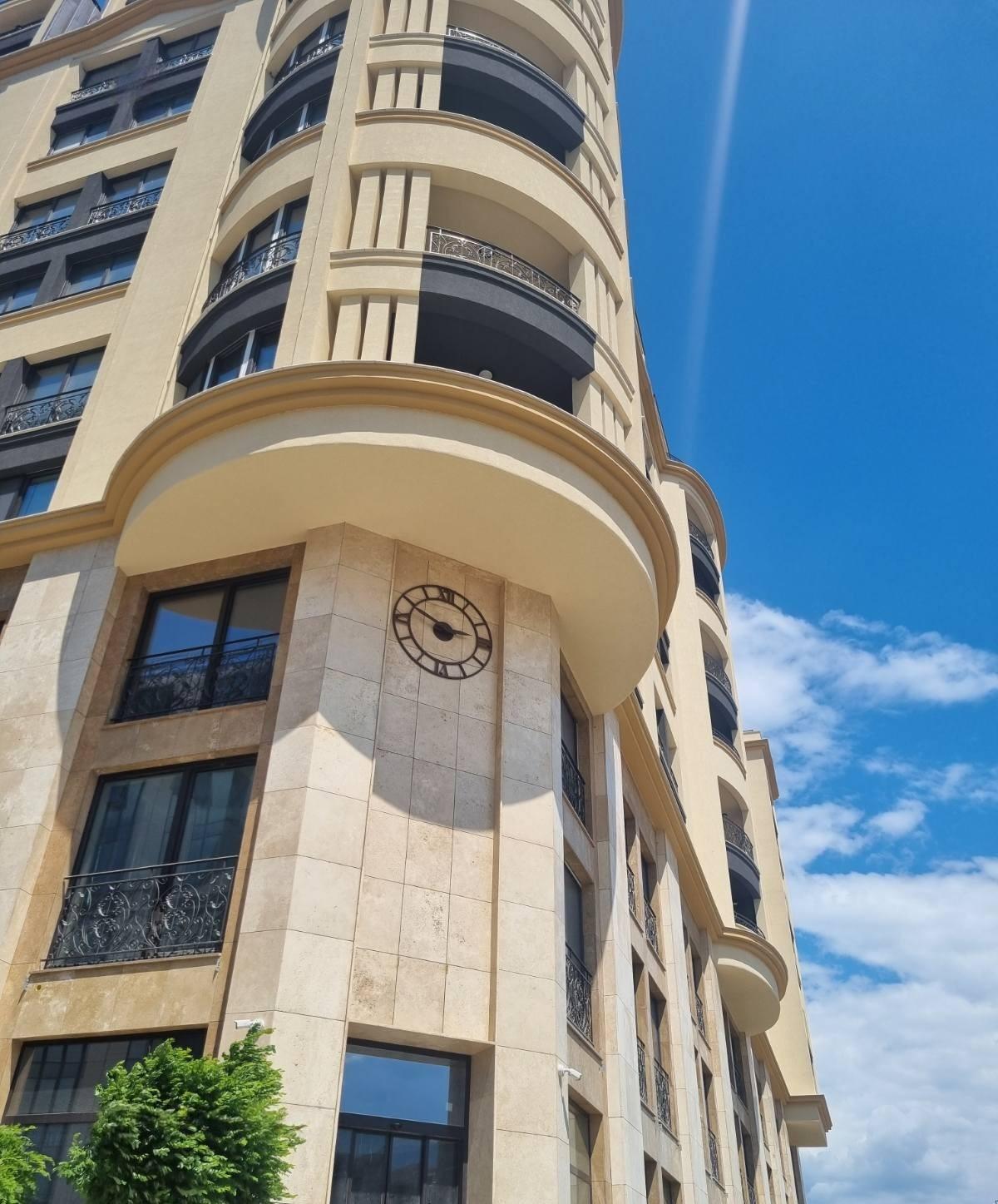 Apartments For Sale 4-Room, Sofia, Lozenets