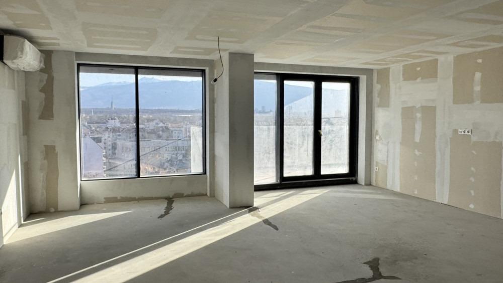 Apartments For Sale 4-Room, Sofia, Oborishte