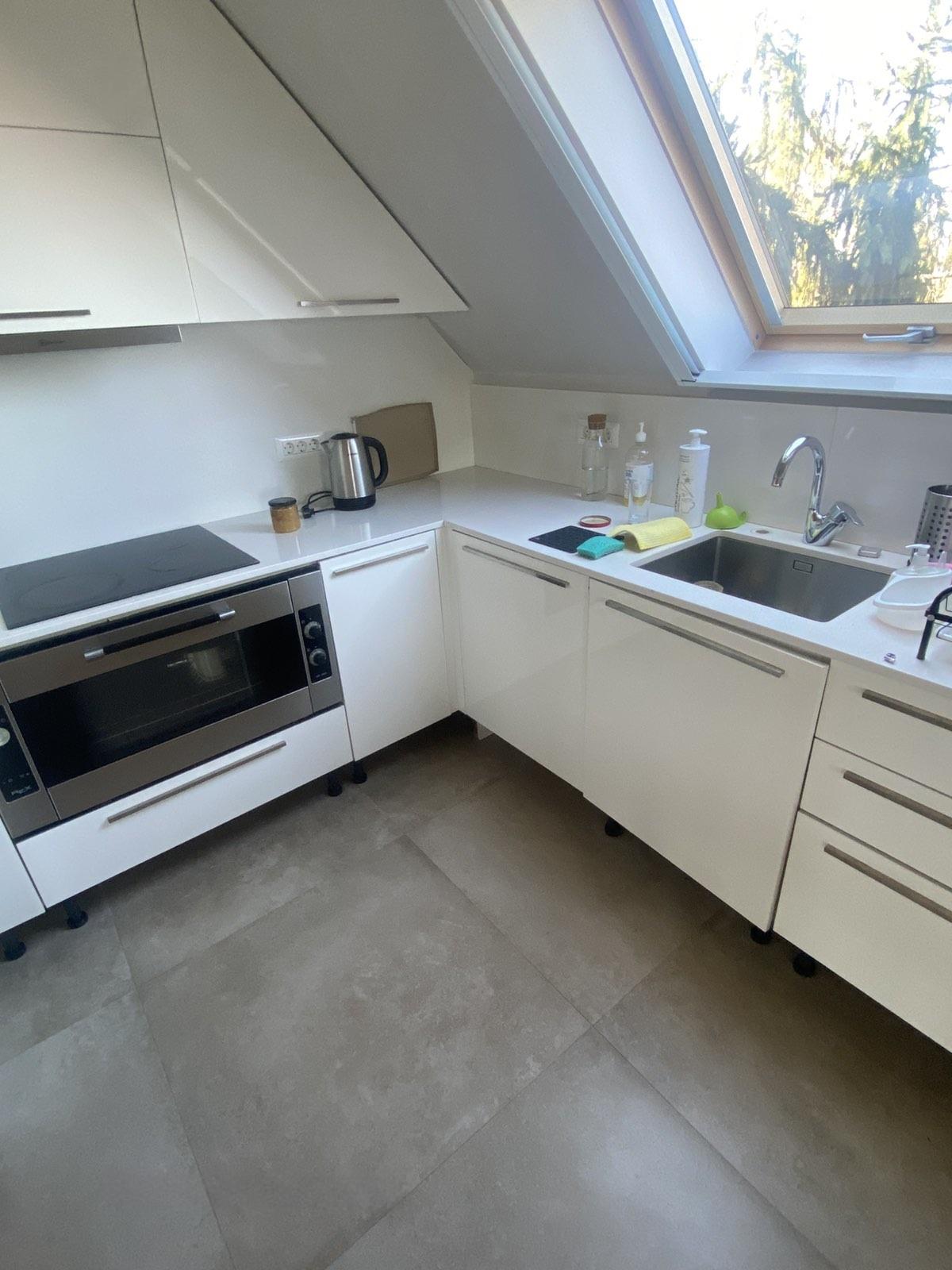 Apartments For Sale 4-Room, Sofia, Karpuzitsa