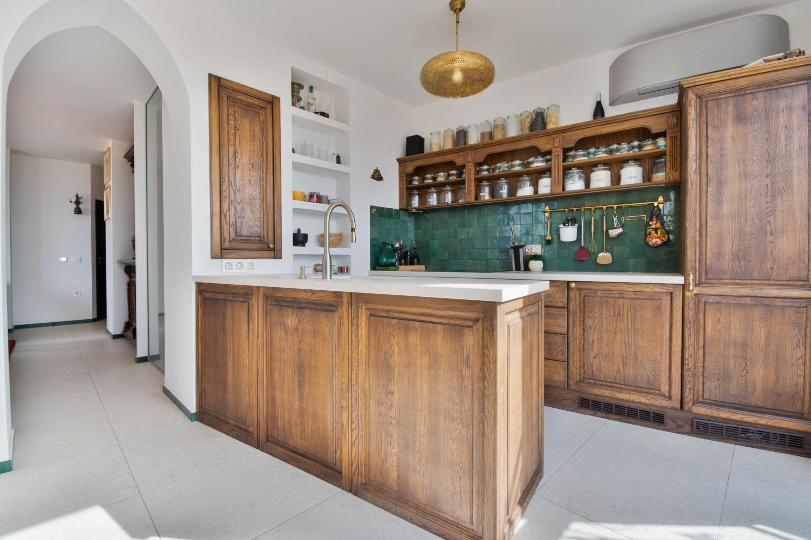 Apartments For Sale Multi-Room, Burgas, Center