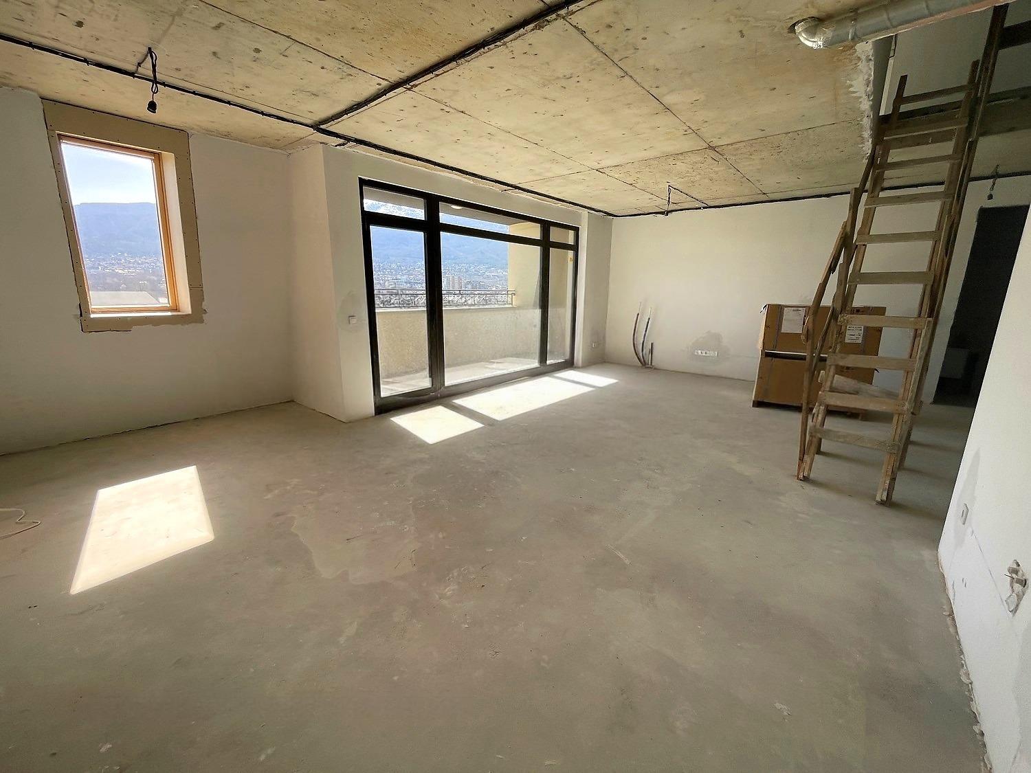 For Sale 4-Room Apartment, Sofia, Hladilnika District